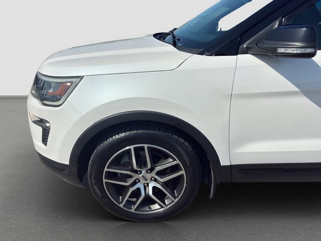 Used 2018 Ford Explorer Sport w/ Equipment Group 401A AWD/4WD image 9