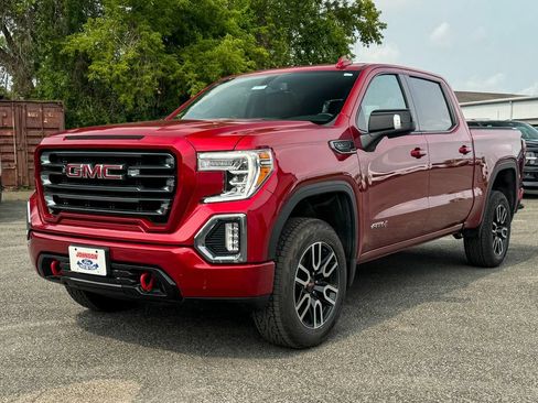 Used 2021 GMC Sierra 1500 AT4 w/ AT4 Preferred Package AWD/4WD image 7