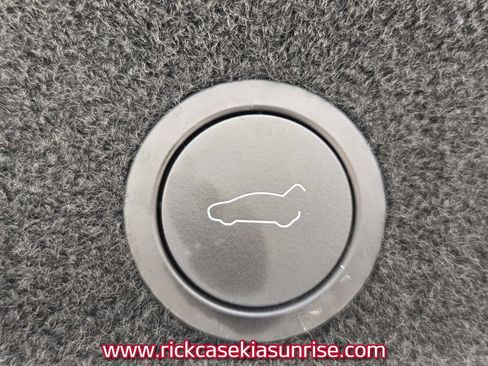 Used 2026 Tesla Model Y 2WD image 15