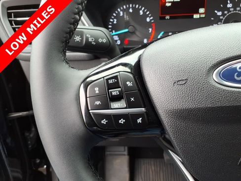 Certified 2022 Ford Escape SEL image 18