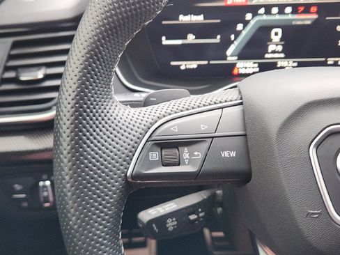 Used 2022 Audi SQ5 Prestige w/ Prestige Package image 35