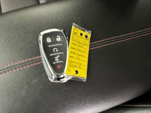 Used 2023 Chevrolet Equinox RS image 26