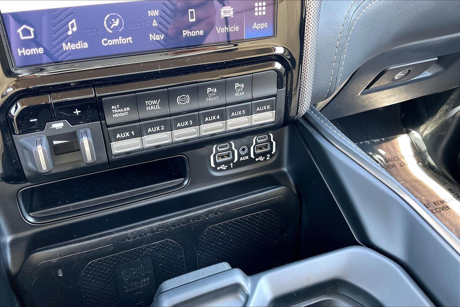 Used 2022 RAM 2500 Limited AWD/4WD image 37