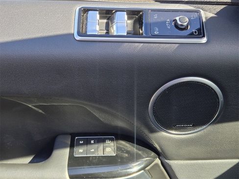 Used 2022 Land Rover Range Rover Sport HSE Silver Edition image 27