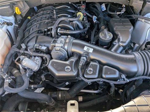 Used 2023 Jeep Grand Cherokee L Laredo image 31