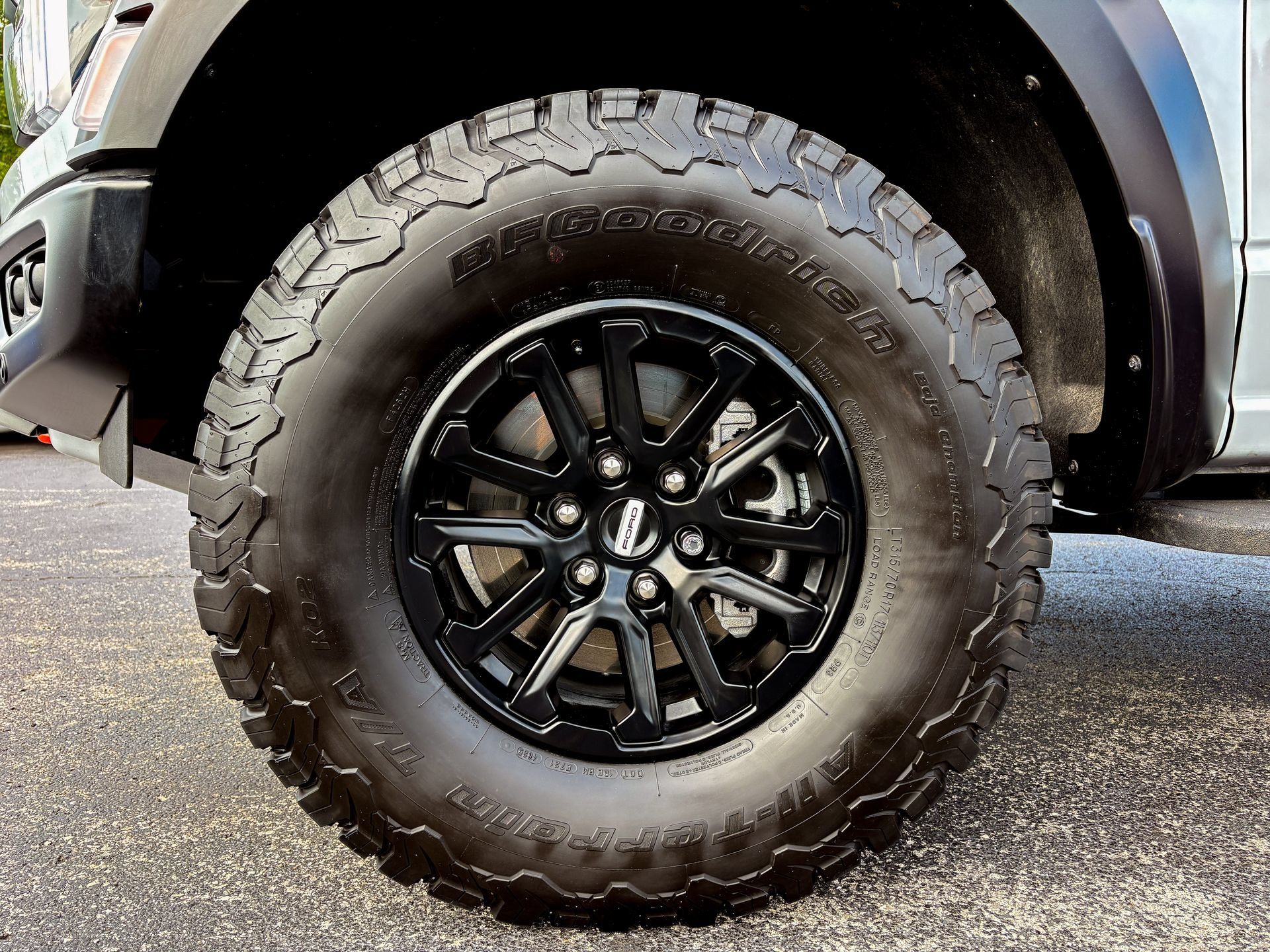 Used 2025 Ford F150 Raptor AWD/4WD image 36