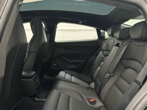 Used 2021 Porsche Taycan Turbo image 15