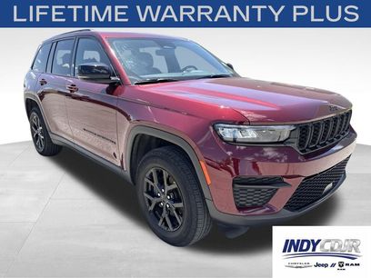 Used 2024 Jeep Grand Cherokee Altitude