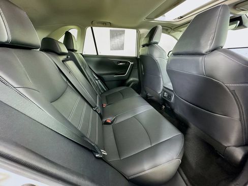Used 2023 Toyota RAV4 Limited FWD image 33