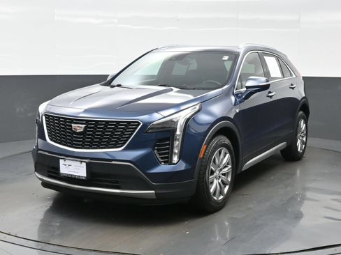 Used 2021 Cadillac XT4 Premium Luxury w/ Cold Weather Package AWD/4WD image 1