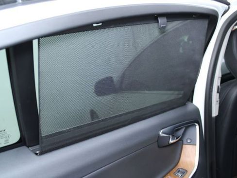 Used 2016 Volvo S60 T5 Inscription Platinum image 23