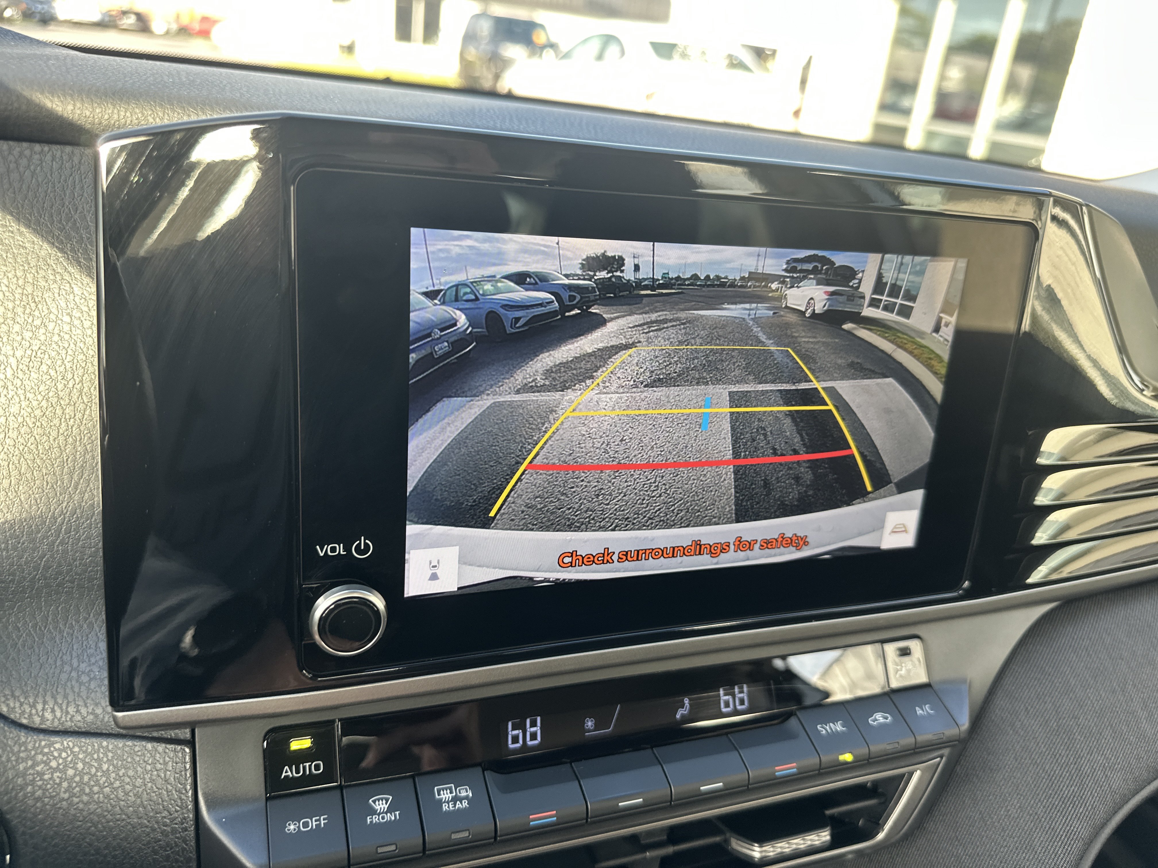 Used 2026 Toyota Camry LE w/ Convenience Package FWD image 18