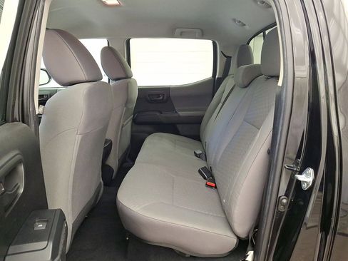 Certified 2022 Toyota Tacoma SR AWD/4WD image 20