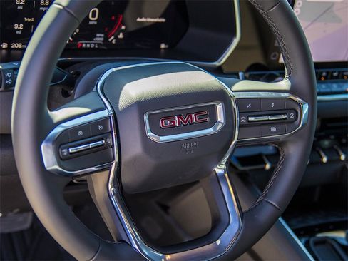 New 2026 GMC Canyon Elevation w/ Convenience Package image 26