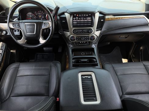 Used 2016 GMC Yukon Denali w/ Open Road Package AWD/4WD image 12