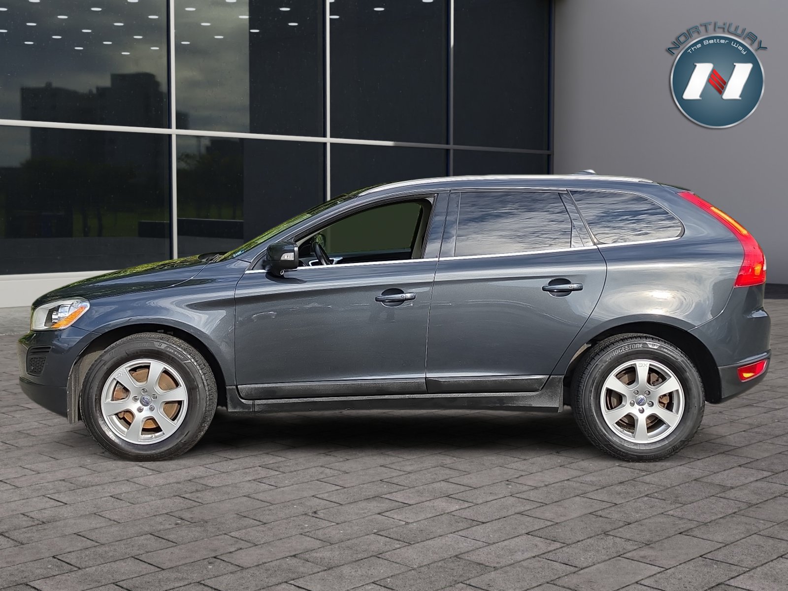 Used 2012 Volvo XC60 3.2 Premier AWD/4WD image 2