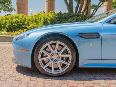 Used 2012 Aston Martin V8 Vantage S RWD image 4