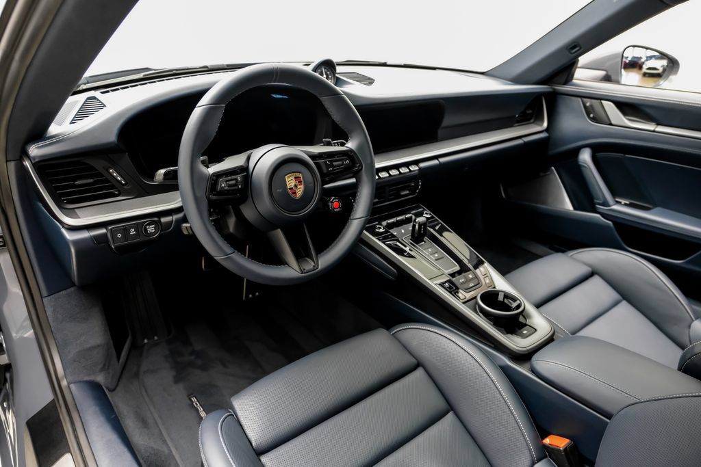 Used 2025 Porsche 911 Carrera S RWD image 7
