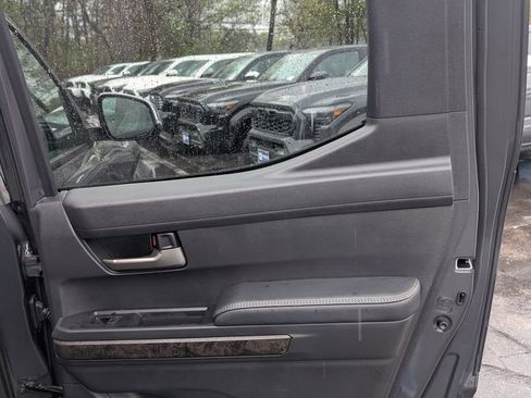 Certified 2025 Toyota Tacoma Limited AWD/4WD image 16