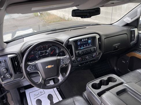 Used 2015 Chevrolet Silverado 1500 LTZ AWD/4WD image 18
