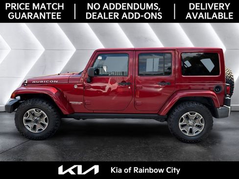 Used 2013 Jeep Wrangler Unlimited Rubicon w/ Connectivity Group image 7
