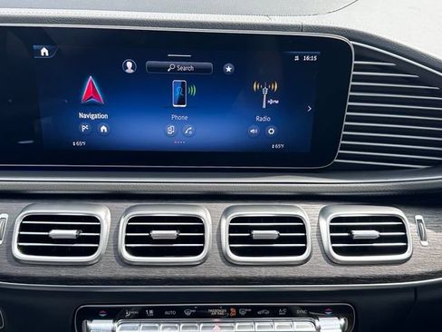 New 2026 Mercedes-Benz GLS 450 4MATIC image 27