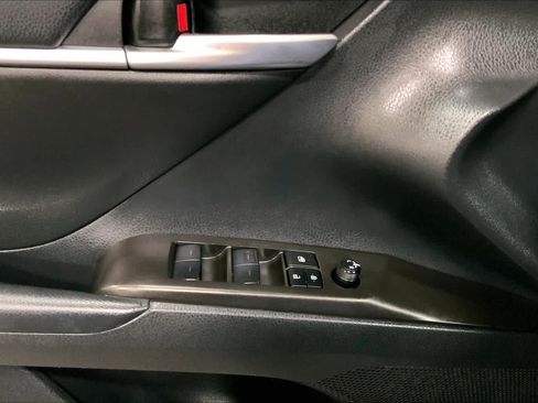 Used 2024 Toyota Camry SE w/ Cold Weather Package FWD image 34