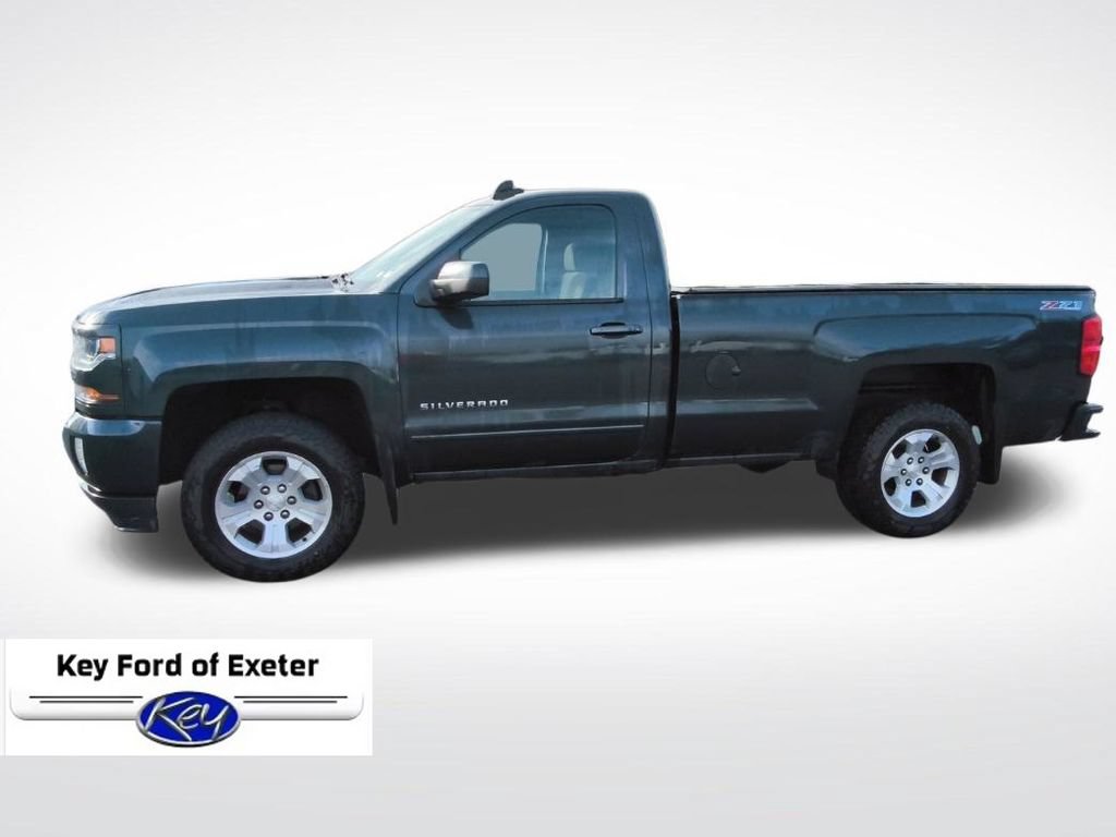 Used 2017 Chevrolet Silverado 1500 LT w/ LT Convenience Package AWD/4WD image 9
