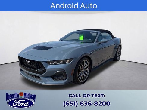 Used 2025 Ford Mustang GT Premium RWD image 4