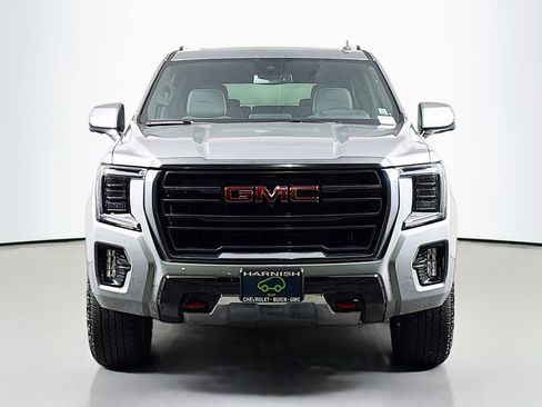 Used 2024 GMC Yukon XL AT4 w/ Technology Package image 2