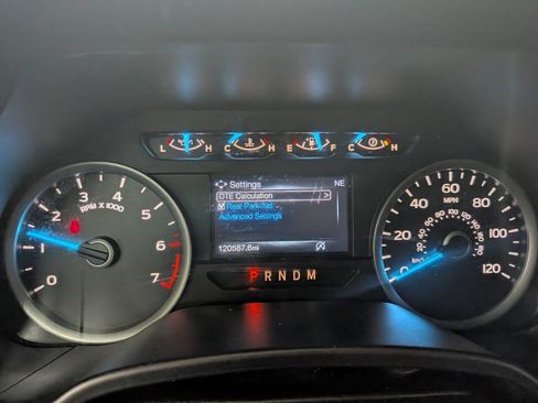 Used 2018 Ford F150 XLT w/ Equipment Group 302A Luxury image 9