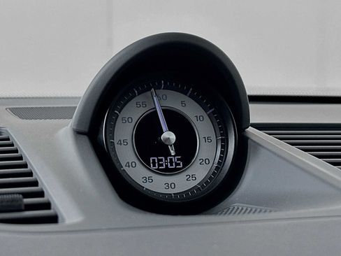 Certified 2021 Porsche 911 Turbo image 17