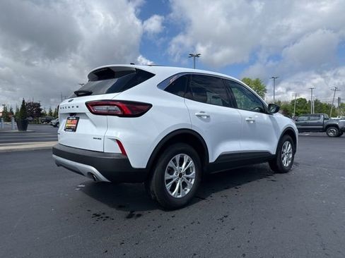 Used 2023 Ford Escape Active AWD/4WD image 7