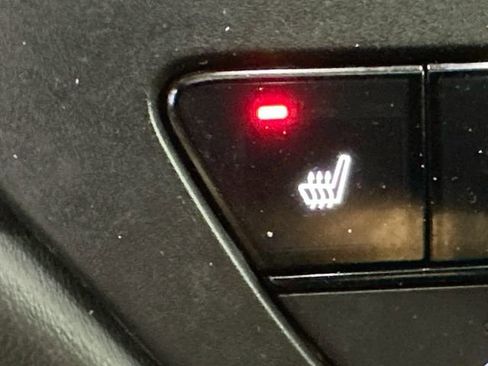 Used 2023 Honda Accord EX image 18