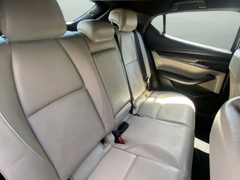 Used 2019 MAZDA MAZDA3 Hatchback FWD image 23