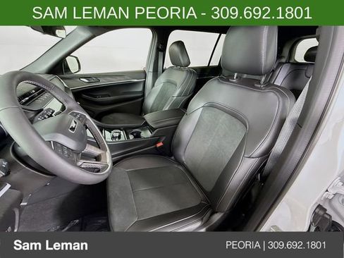 New 2026 Jeep Grand Cherokee L 4WD image 21