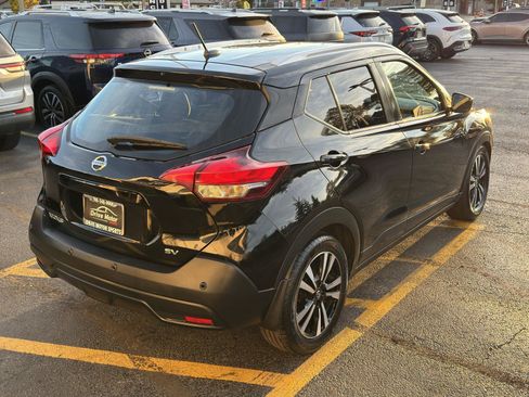 Used 2020 Nissan Kicks SV image 15