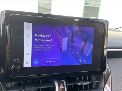 Used 2024 Toyota Corolla LE image 32