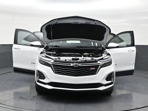 Used 2023 Chevrolet Equinox RS FWD image 30