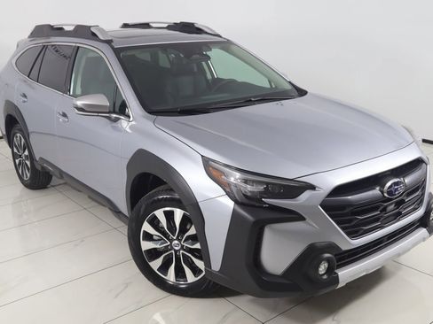 Used 2025 Subaru Outback Touring XT image 20