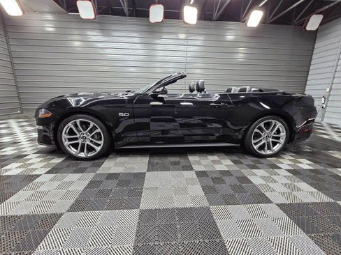 Used 2021 Ford Mustang GT Premium w/ Equipment Group 401A RWD image 8