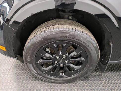 Used 2023 Ford Maverick Lariat w/ Lariat Luxury Package AWD/4WD image 7