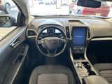 Certified 2022 Ford Edge SE image 2