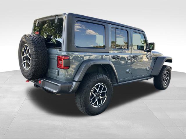 Used 2024 Jeep Wrangler Unlimited Rubicon AWD/4WD image 5