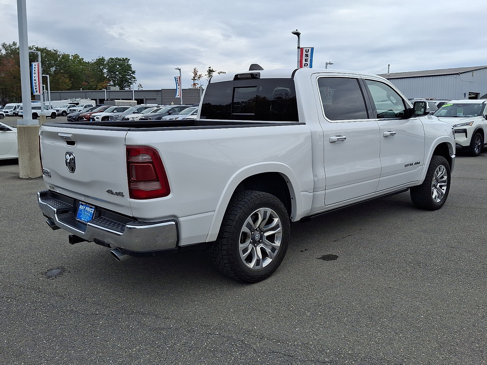 Used 2022 RAM 1500 Limited AWD/4WD image 6