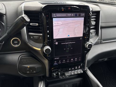 New 2026 RAM 2500 Laramie AWD/4WD image 17