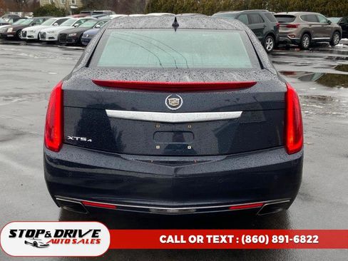 Used 2014 Cadillac XTS Luxury w/ Driver Awareness Package image 4