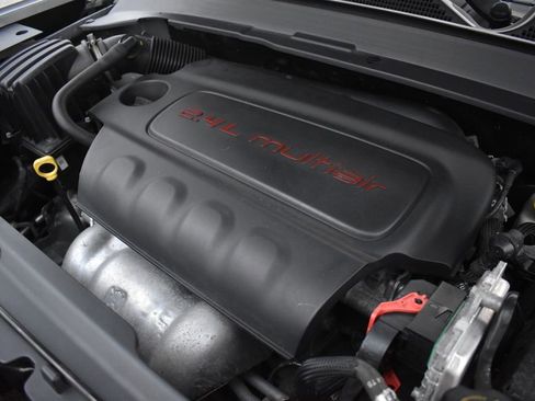 Used 2022 Jeep Compass Limited image 37