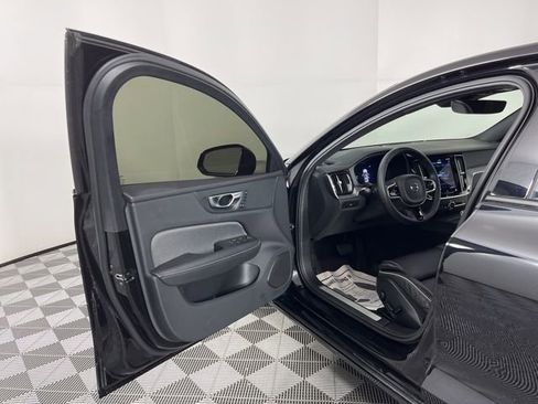 Used 2024 Volvo S60 B5 Plus FWD image 16