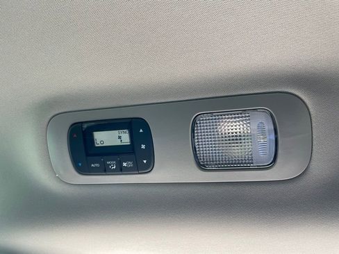 New 2026 Honda Odyssey Touring image 38